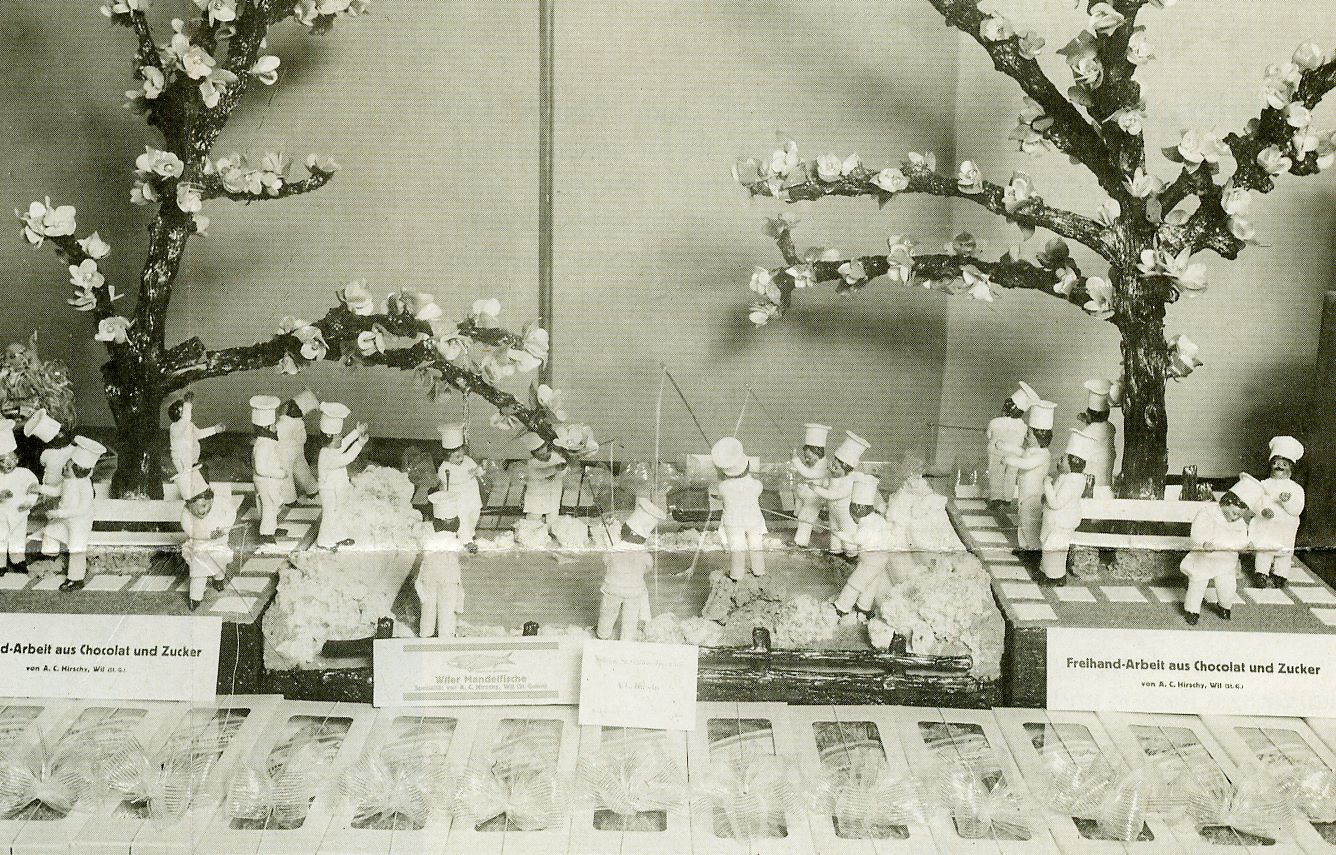 Hirschy-Conditorei-Schaustuecke.jpg