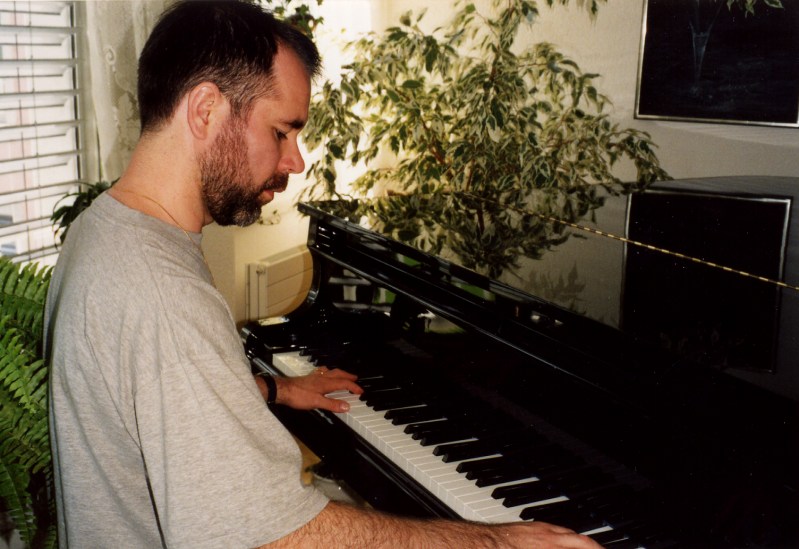 Gerd_Bingemann_Piano_-_02_preview.jpg
